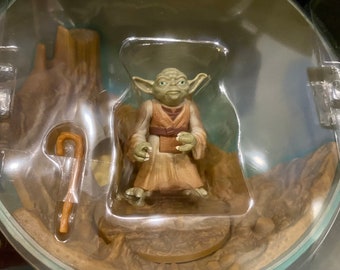 Vintage 1998 Star Wars Yoda & Dagobah Action Figure Playset, Kenner POTF, NEW