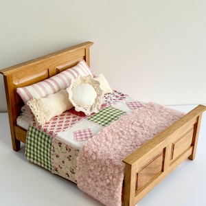 Dollhouse Quilt Set (3 piece set)