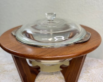 MCM Vernco Gunstock Gifts Walnut Wood warmer with 1.5 qt. Glass bowl