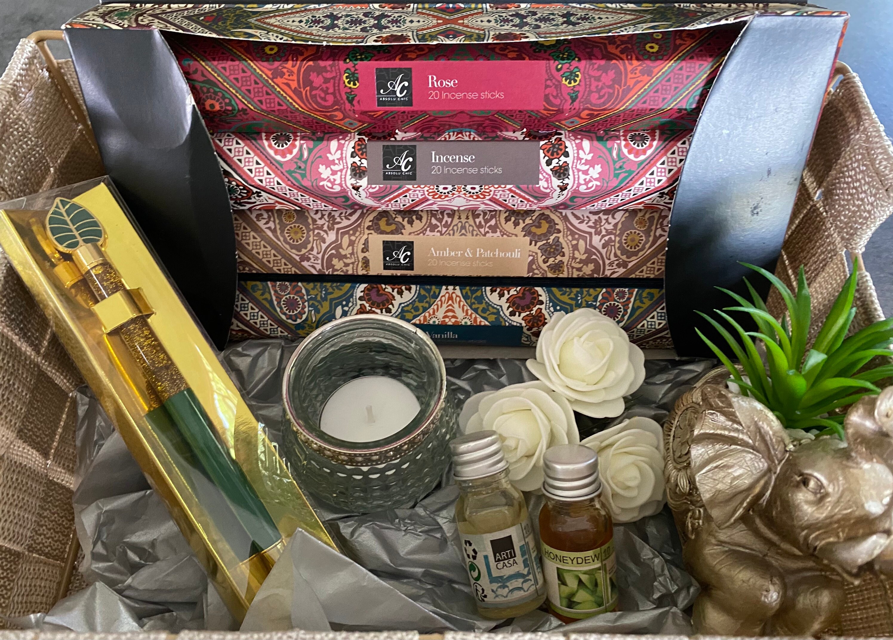 Coffret Cadeau avec Déco et Bougie, Parfum, Encens...