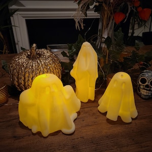 Ghost Haloween Decorations with LED candles - set of 3 | Night lights | Friendly ghosts