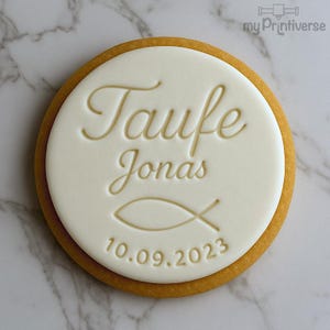 Fondant stamp personalized baptism | Fish