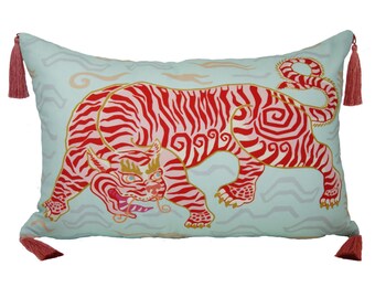 Abbott Collection 90-Vivid RECT Rectangle Tiger in Jungle Pillow Green/Pink 16x24 inches L Abbott Collection 90-Vivid RECT Rectangle Tiger in Jungle Pillow Green/Pink 16x24 inches L