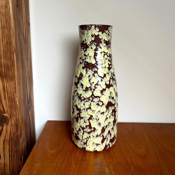 Vase mit Braunem Korpus und Gelben Tupfern: Vintage-Charme mit Schwarzem Inneren - Art. 522