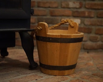 Primitive bucket, wooden bucket, civil war reenactment gear