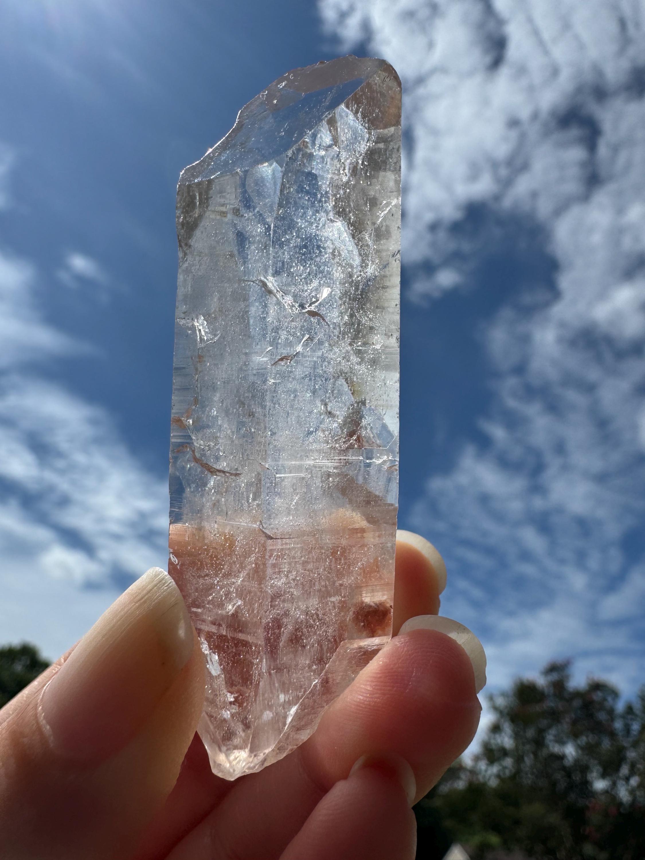 ヒマラヤ産クリアクォーツクリスタルポイント - サマディクォーツ