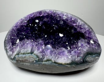 Geode di ametista uruguaiana di grado AAA - Grotta di cristallo a bacino aperto completo