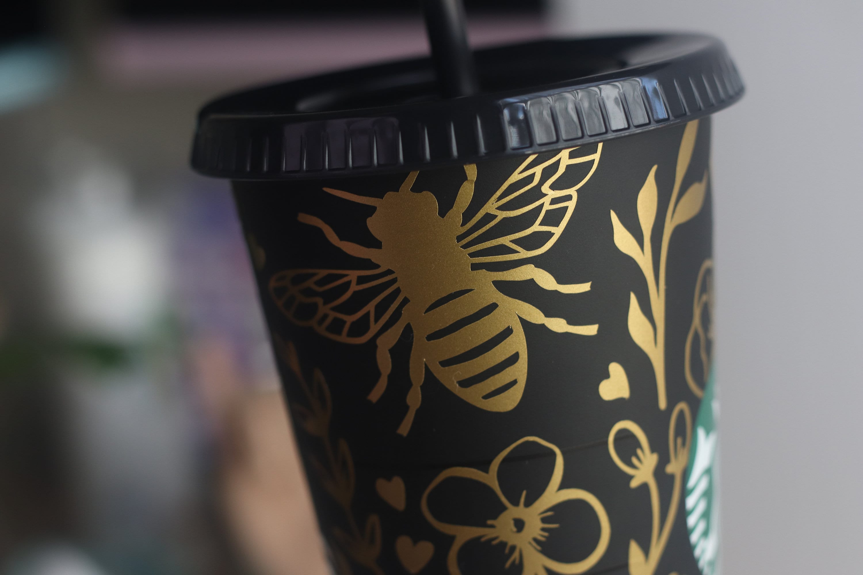 Bee & Honeycomb Custom Insulated Tumbler | Large Iced Coffee Cup with Straw  | Reusable Cold Cup | Beehive Tumbler | Gift for Best Friend