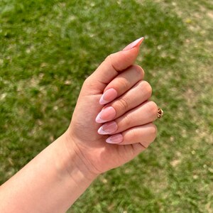 Custom press on nails