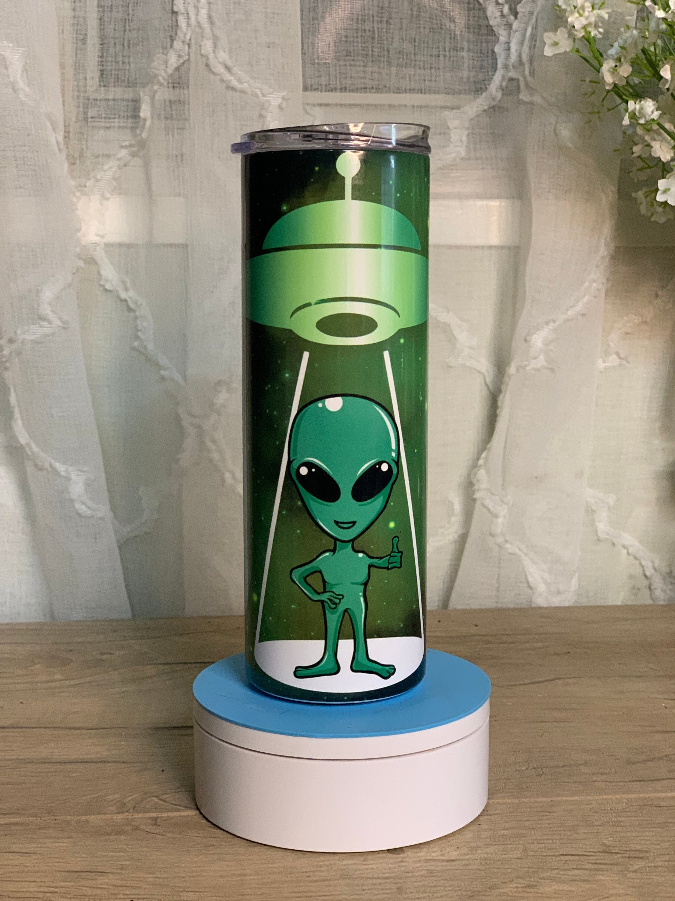 Dragon Glassware Alien Drinking Glasses - Unique Double Wall  Grey Alien Inspired Design from Area 51 - Novelty Gift for Outer Space  Enthusiasts - Fun and Stylish Tumblers, Set of