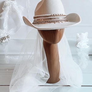 Custom Bride hat Bride hat with veil Bride cowboy hat with veil  Bachelorette hat Wifey hat Bride to be hat MRS cowboy hat Bride cowgirl hat