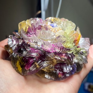 Funeral Flower Keepsake, Resin Flower , Flower Shape, Memorial Service Flower Keepsake, Keepsake Paperweight