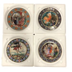 Vintage Villeroy & Boch RUSSIAN FAIRY TALES, Heinrich  Porzellan, Collector Plates, limited edition, Boxed with certificate of Authenticity