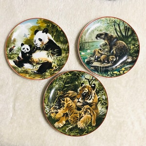 Vintage Villeroy and Boch Plates World Wildlife Plates, Heinrich Germany, Porcelain plates, Animal plates