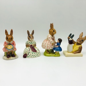 Vintage ROYAL DOULTON Bunnykins figurines, Dollie Bunnykins Playtime, Busy Needles, Buntie bunnykins, Aerobic Bunnykins, 1972-1984, England