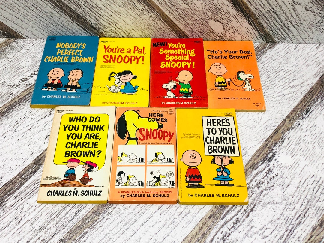 Vintage Peanuts Charlie Brown Book Set, Fawcett Crest, Book Lot of 7