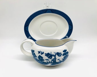 Vintage ROYAL DOULTON Real Old Willow Gravy Boat and Saucer Set, TC 1266, 1998, Blue and White pattern