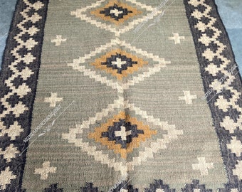 Handwoven Wool Jute Kilim Rug: Boho Indian Home Decor