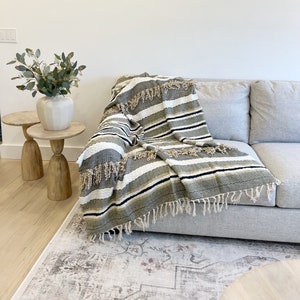 Throw Blanket, Throw Blank for Couch, Blanket, Blanket with Tassels, Cotton Blanket, Boho Blanket, Bed Throw Blanket