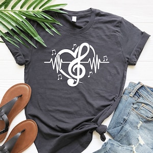 Music Heart Shirt, Note Shirt, Musician Shirt, Music Lover Shirt, Music Lover T-shirt, Matching Couple Shirts, Gift for Her, Gift for Him