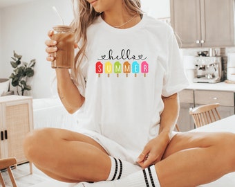 Hello Summer T-shirt,Ice Cream summer T-shirt Summer 2025 T-shirts, Retro Vintage Summer T-shirt,Summer Lover Gift,Beach T-shirt,Summer Gift