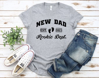 Custom Dad Tshirt, New Dad Est 2026 Rookie Dept Shirt, First Fathers Day Gift, Gift For New Dad, Baby Announcement,Dad To Be Shirt,New Daddy