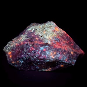 Fluorescent Minerals | Hydrozincite x Sodalite Crystal Specimen | Long Lake Zinc Mine | 128g