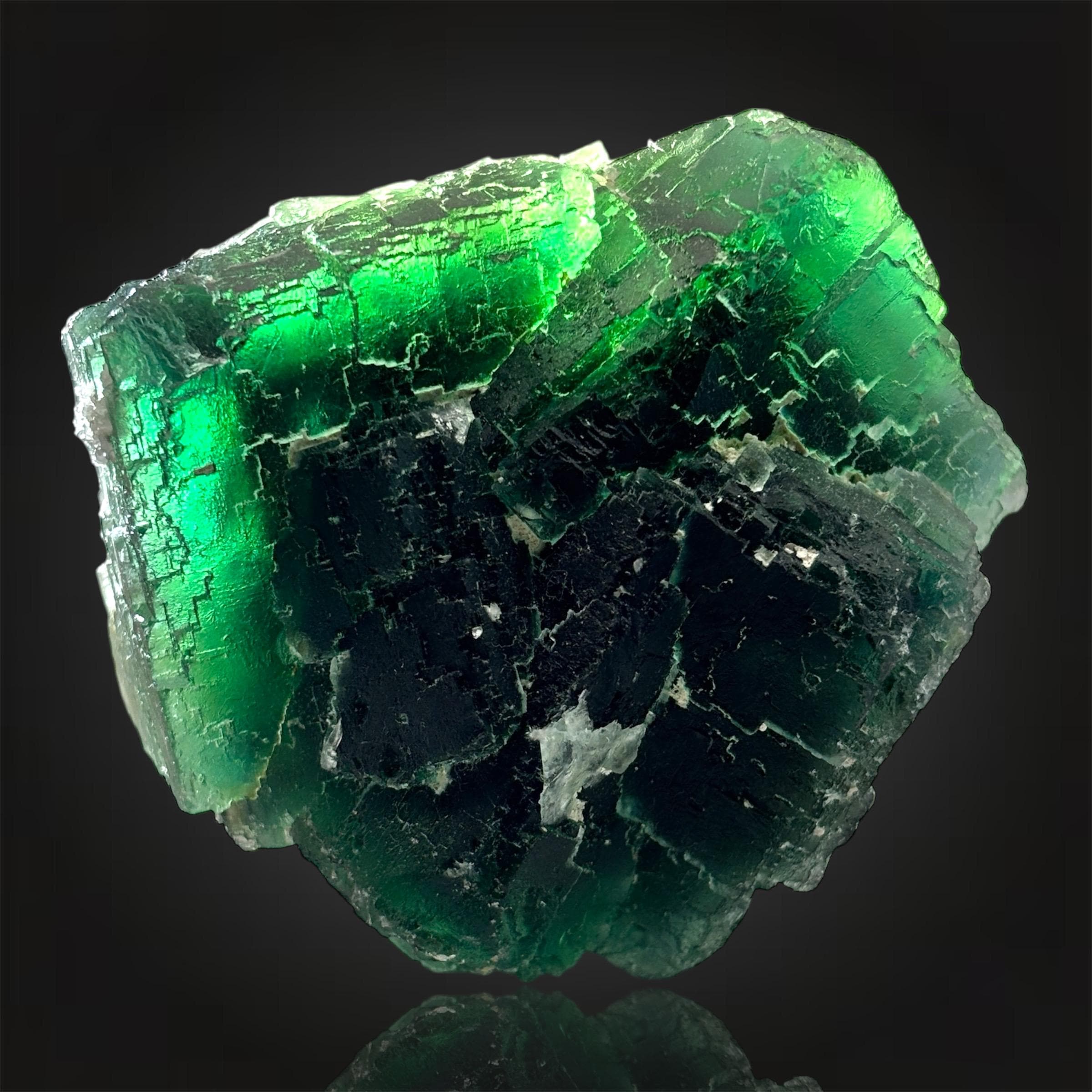 エイリアンアイフローライト Alien-eye' Fluorite from Namibia