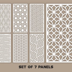 Puede incluir: Conjunto de 7 paneles decorativos con intrincados patrones geométricos. Los paneles son blancos y presentan varios diseños, incluyendo hexágonos, líneas y formas de estrella. El texto "SET OF 7 PANELS" se muestra en la parte inferior.