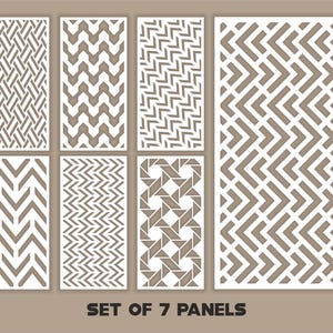 以下が含まれることがあります： 7つの装飾パネルのセットで、複雑な幾何学模様が特徴です。各パネルは、茶色の背景に白でユニークなデザインが施されています。パターンには、シェブロン、ジグザグ、絡み合った線が含まれており、さまざまな視覚的なテクスチャを提供しています。