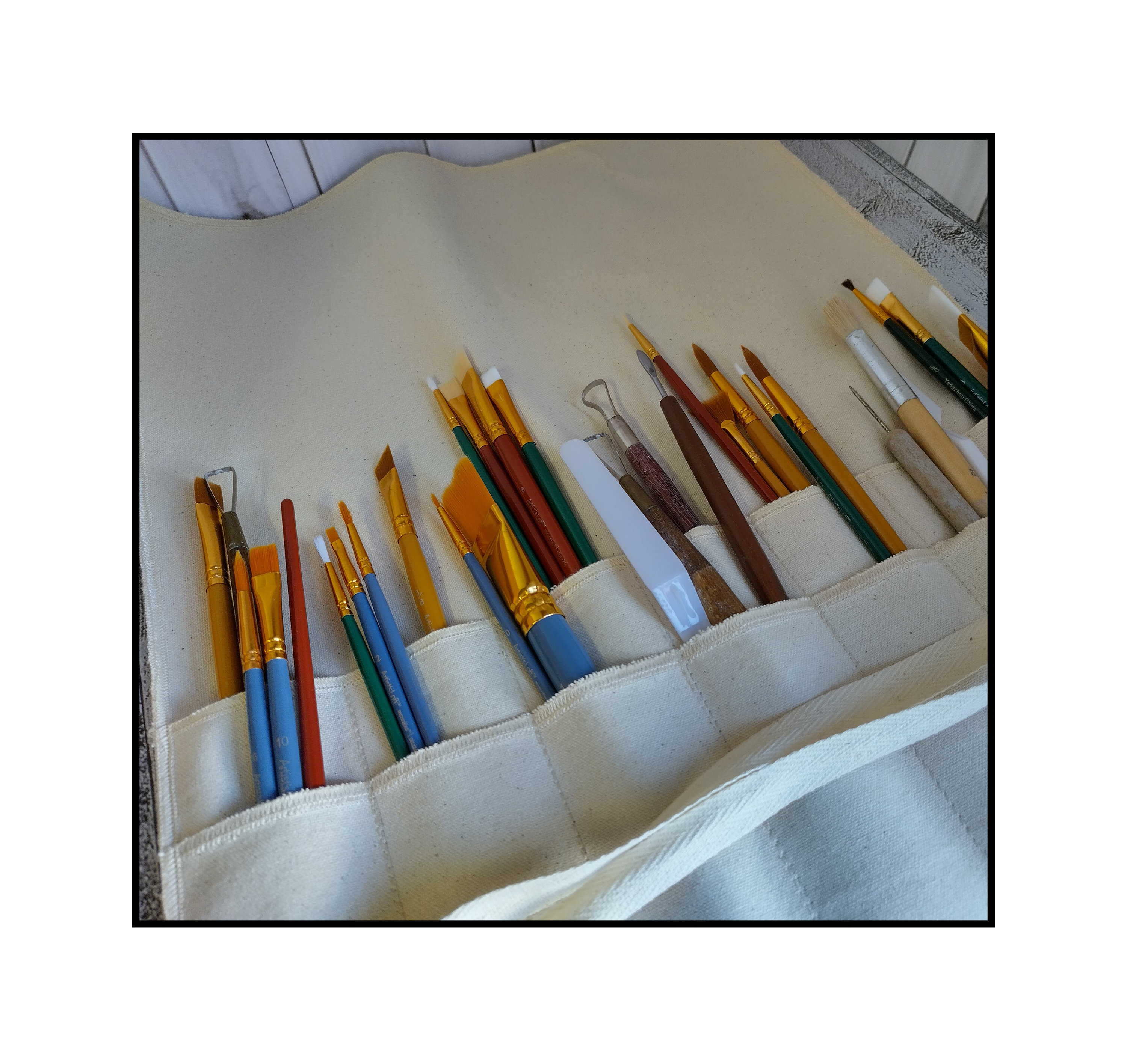 Canvas Brush Roll-Up — Soho Art Materials