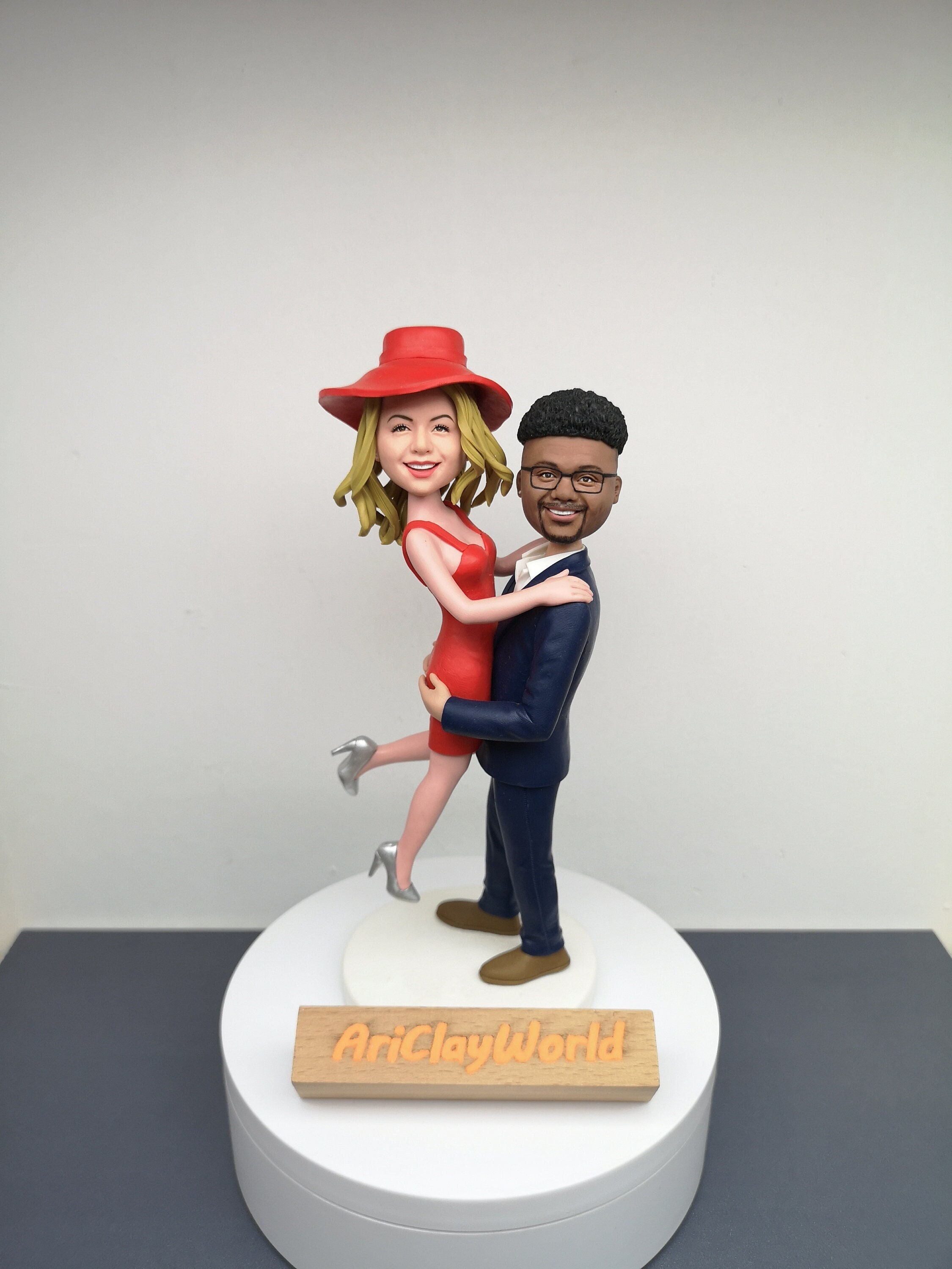 Custome Bobblehead for Couples,Gifts for Couples Anniversary,Gifts for Couples Who Have Everything, Couple Gifts-A0002