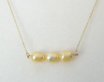 Modern South Sea 11-12mm yellow Pearls, Cocktail Necklace, Prom Party Pearls, floating Pendant, Photo Shoot Pearls, Casual Wear