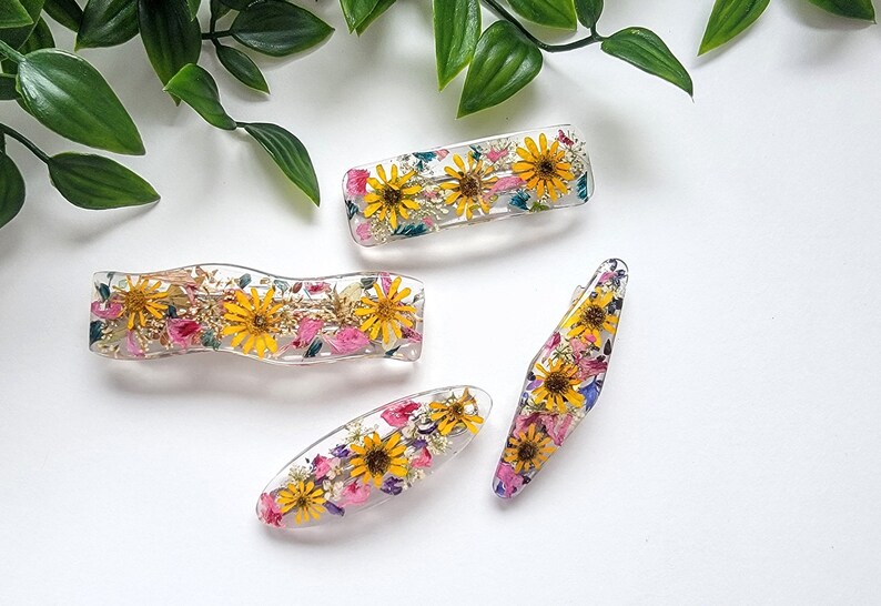 Real natural flower hair clip, Handmade flower hair barrette, resin hair clip, fashion hair accessory, gift for women, wedding hair clip image 10