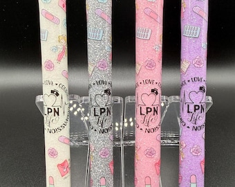 Penna gel epossidica Nurse Life LPN - Pazienza Amore Coraggio Caffeina Compassione - Penna glitterata ricaricabile - Laurea per studenti di infermieristica