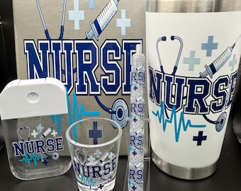 Regali blu per la settimana degli infermieri - Regalo per la settimana degli infermieri - Taccuino, penna, bicchiere e porta disinfettante personalizzati