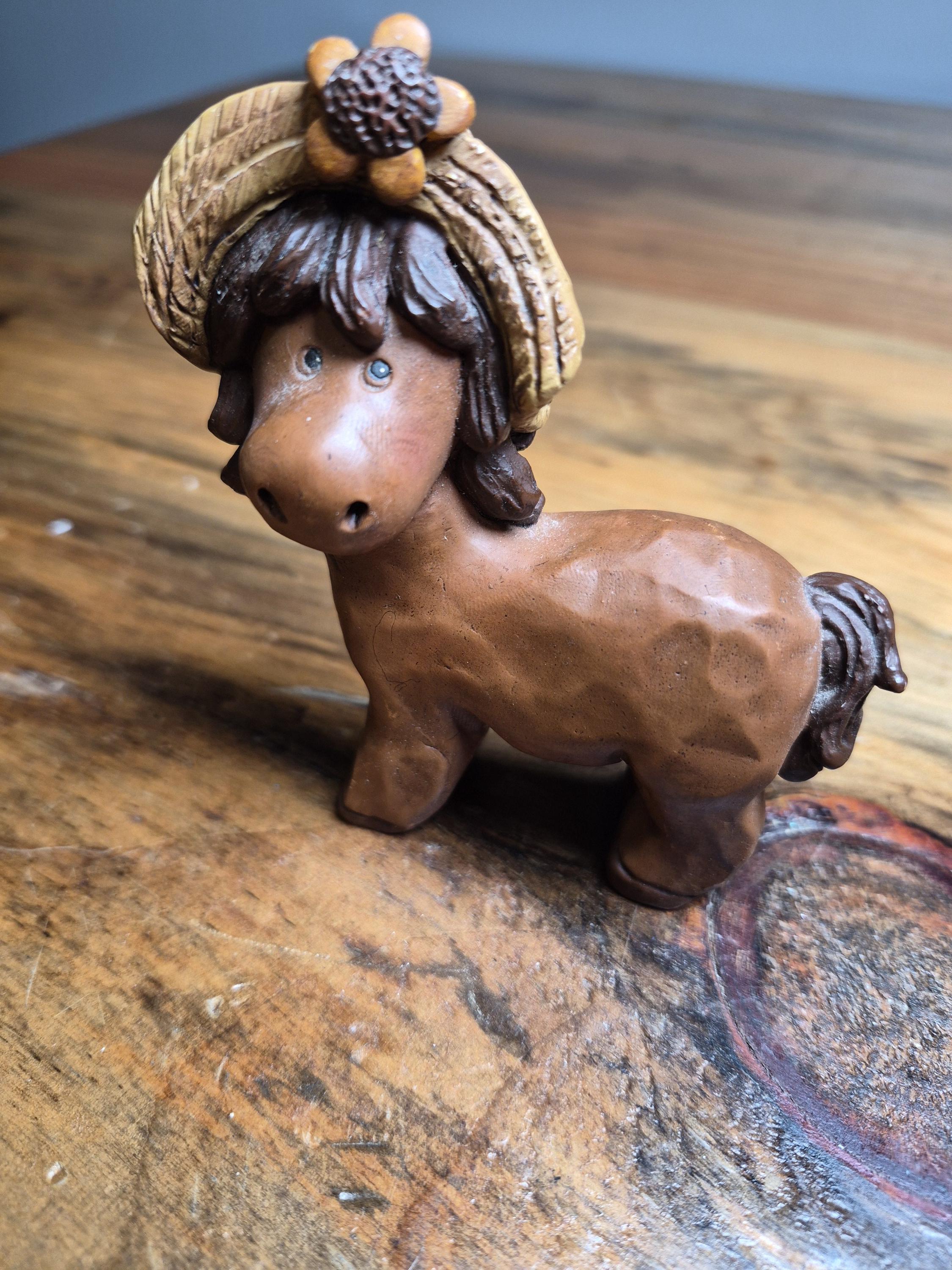 Suzi Figurine - Etsy