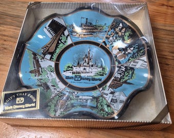 Vintage Walt Disney tray/candy dish preowned original package.