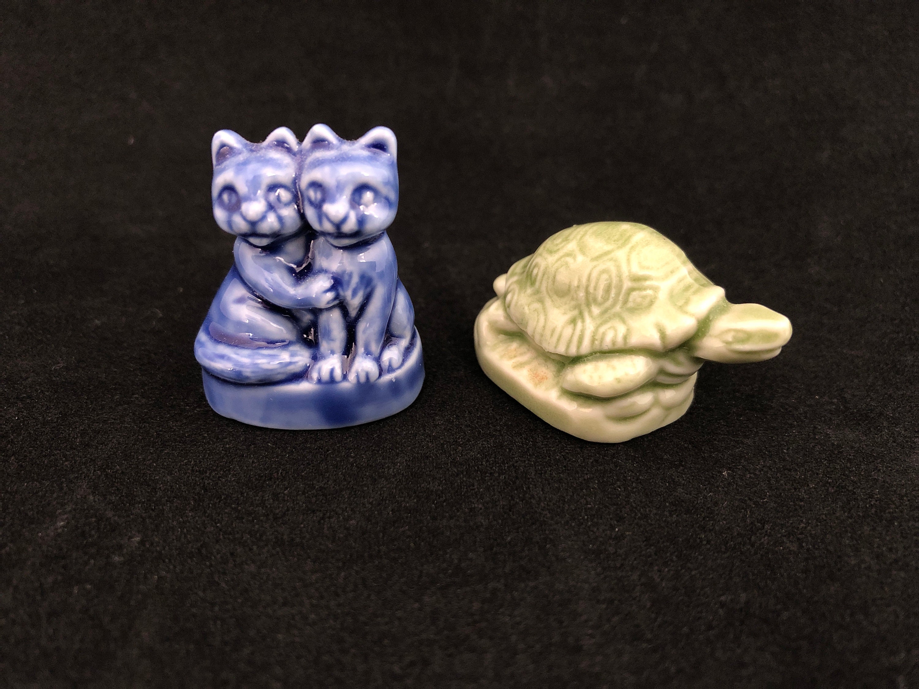 Wade England Whimsies Miniature Jade Green Turtle and Hugging Etsy