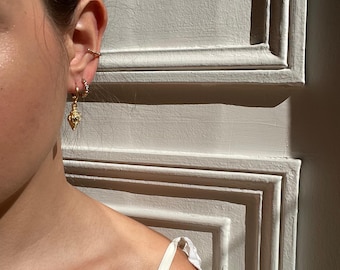 Marisco hoop earrings, shell pendant hoop earrings, 24K gold plated, 24K gold-plated brass, minimalist gold hoop earrings, summery