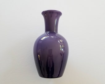 Vintage Handblown Purple Art Glass Vase Larry Laslo for Mikasa Japan.