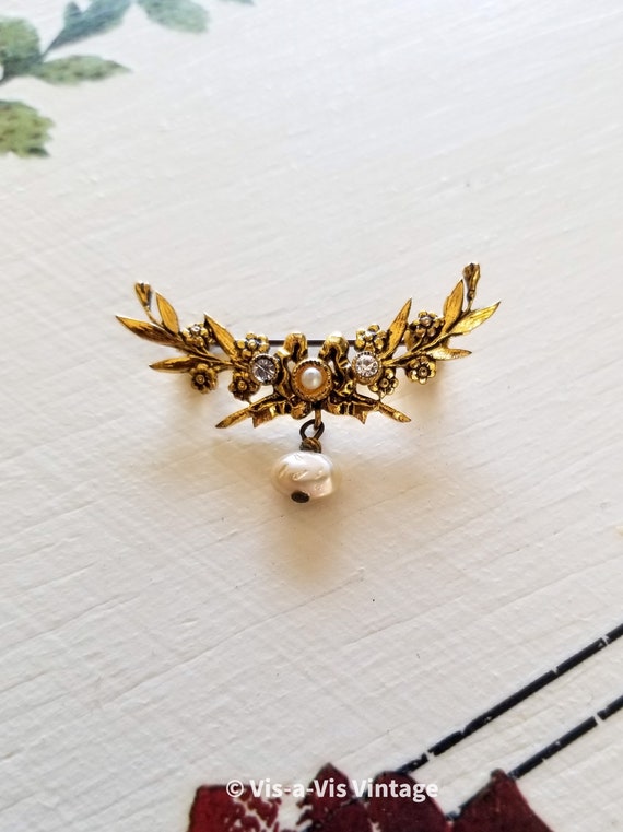 Vintage Delicate Gold Tone Floral and Bow Faux Pe… - image 5