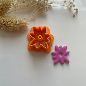 Pointed flower cookie cutter / Polymer clay cookie cutter / Clay cutter / Clay cutter / Fimo cookie cutter / Polymer clay cutter