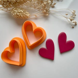 Asymmetrical heart cookie cutter / Polymer clay cookie cutter / Clay cutter / Clay cutter / Fimo cookie cutter / Polymer clay cutter