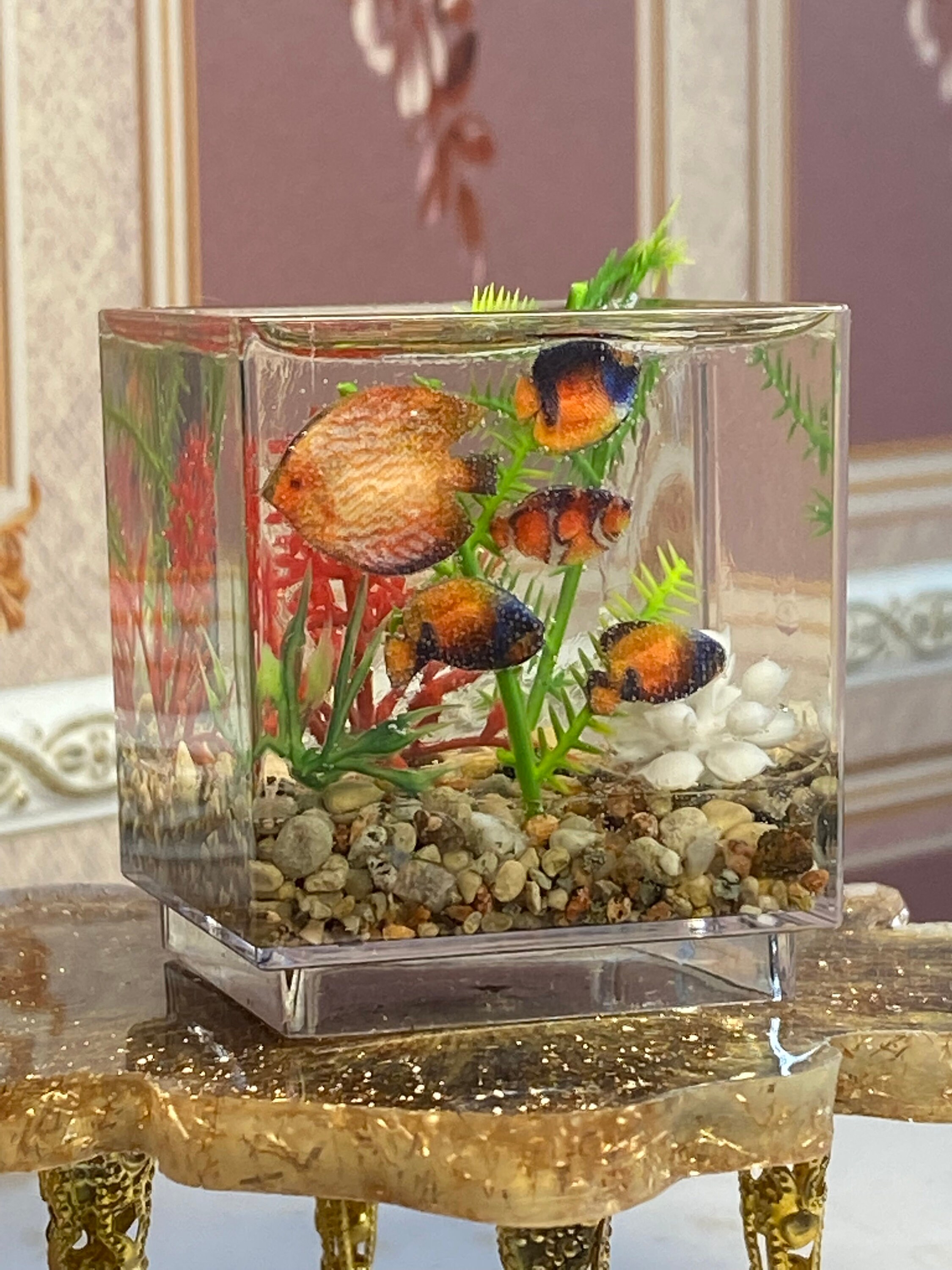 Desk Aquarium Hanging Glass Betta Fish Tank With Stand - Mini Aquarium For Desk, Tabletop Or Office Decor (5.9×3.9 Inch) Small Betta Fish Tank