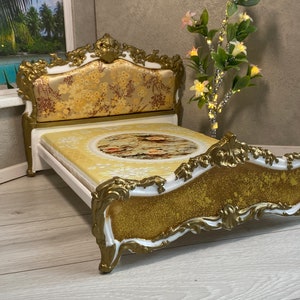 Luxurious Double Bed for a 1:6 Scale Dolls/Miniature Dolls House Bed/Roombox bed