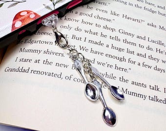 Spoonie Kindle Charm, Dust Plug Charm, Kindle Plug Charm, Phone Charm, Booklover Gift, Chronic Illness, EDS, MCAS, Handmade
