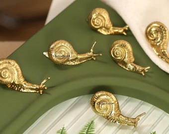 Brass snail Knob Pull Handle Drawer Furniture Hardware Cabinet Knobs Custom Engraved snail Dresser Pulls,Cabinet decorative Knobs Handles