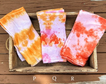 Tie Dye Kitchen Tea Towels, Hand Dyed, Cotton, Flour Sack Towels, Housewarming Gift, Unique Kitchen Décor, Kitchen Linens, Birthday Gift