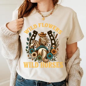 Wild Flowers Wild Horses tee–Western Graphic Hoodie,Country Girl Tee,Vintage Cowgirl Crewneck,Rodeo Outfit, Boho Western Apparel,Cowgirl tee